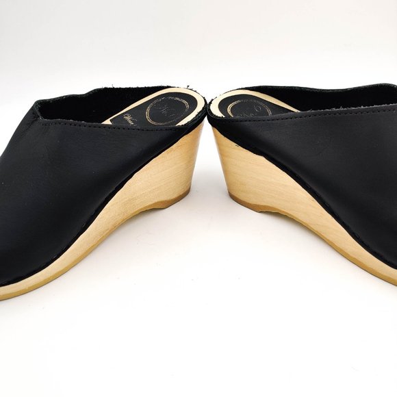 No.6 New School Clog on Wedge. Good condition. Size 8 - Picture 7 of 9